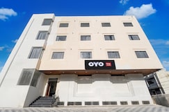 Hotel O Classy Castle, जयपुर