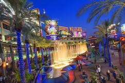 Holiday Inn Express & Suites Phoenix - Glendale Sports Dist, Phoenix