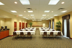 Hampton Inn & Suites by Hilton Atlanta-Galleria, Cobb