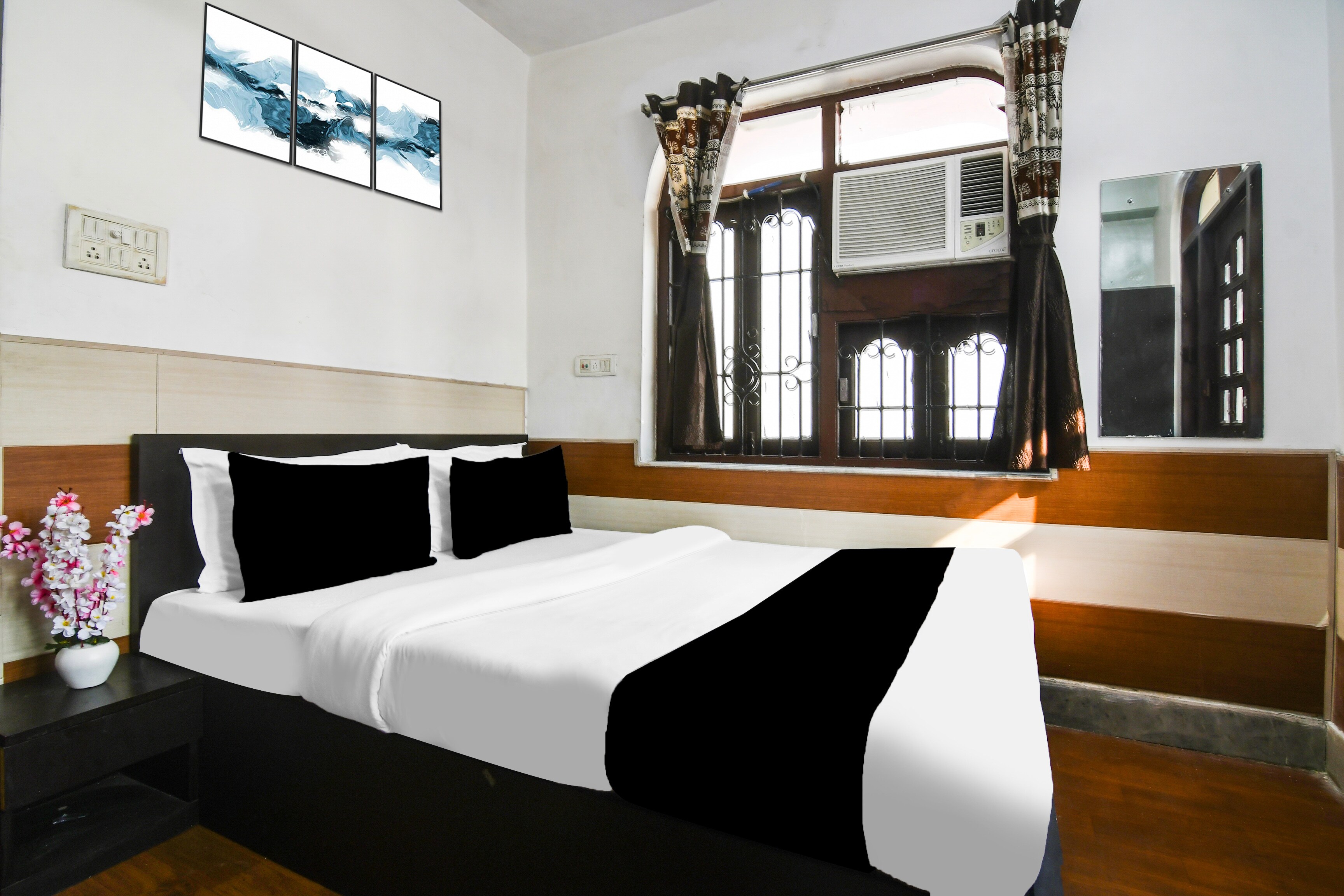 Super Hotel O Biswa Bangla Sarani - Tap to explore photos