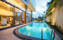 Swimming Pool 1