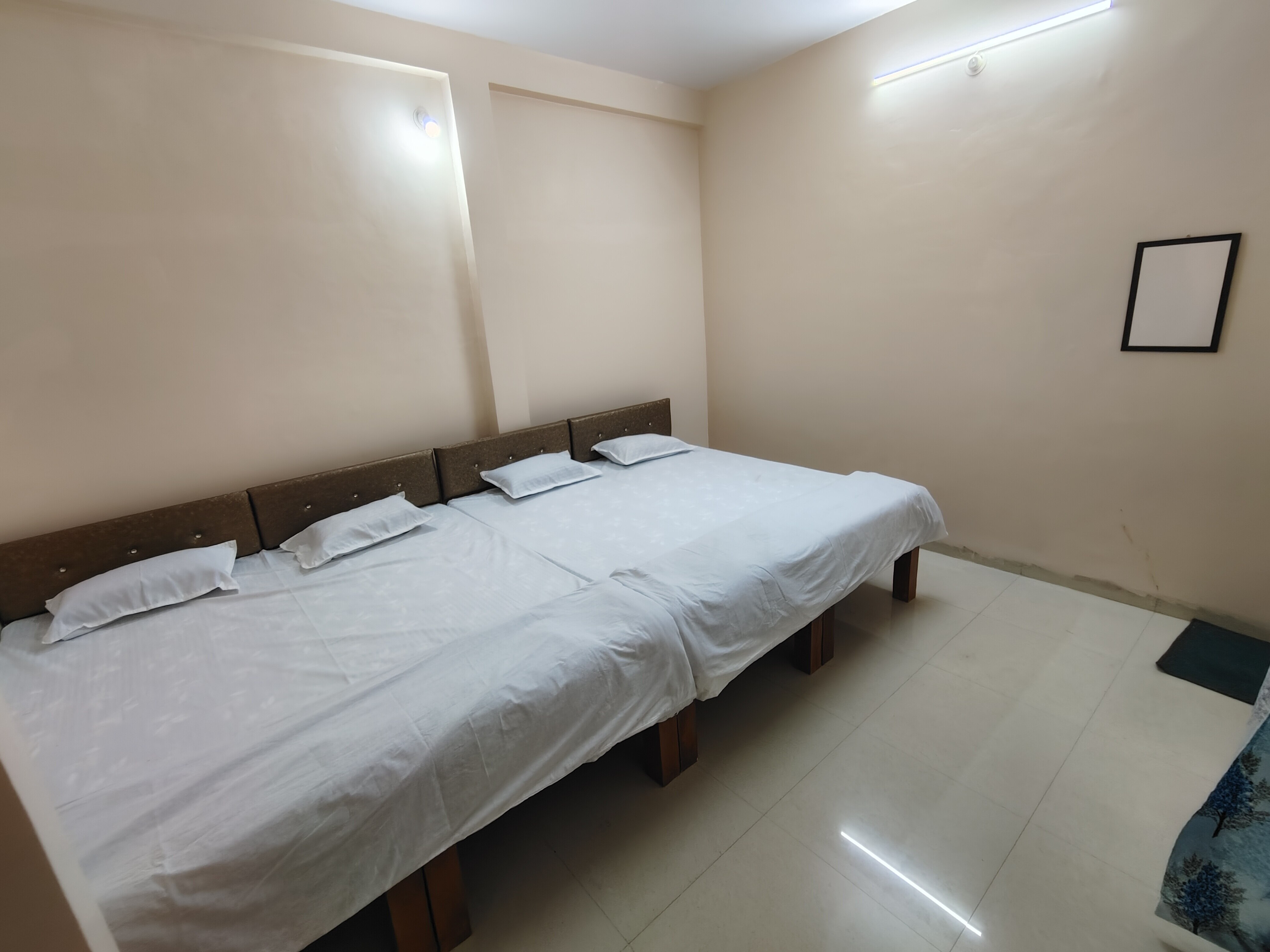 Sanwariya Home Stay - Tap to explore photos