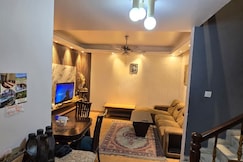 T & J Villa Mussoorie, Mussoorie