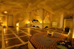 Caves by Craftels | Private Jacuzzi Suites, Delhi