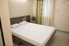 Hotel rosewood plaza -  Mahabaleshwar , Couple & Family Stay Rooms with Free Wi-Fi, Mahabaleshwar