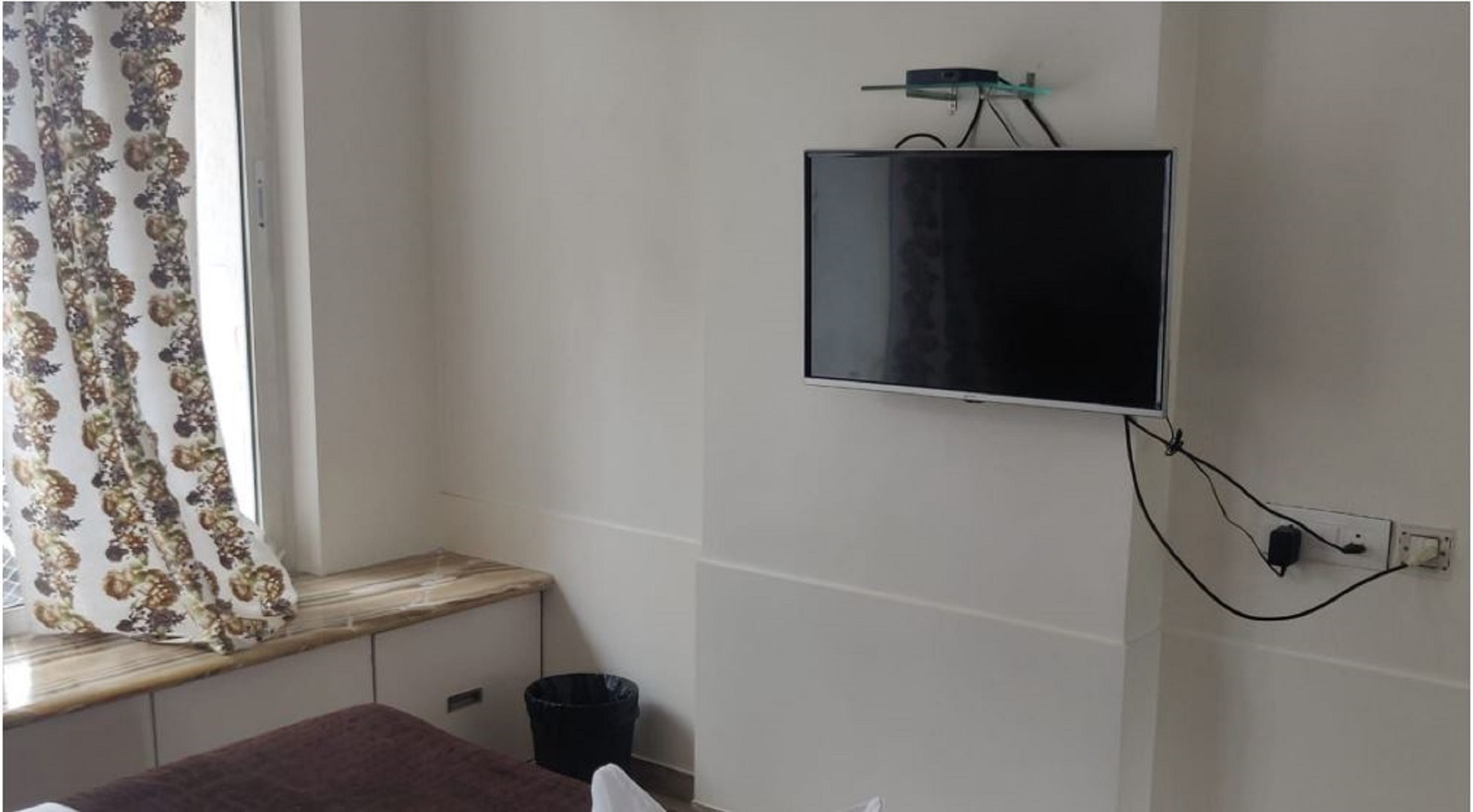 Staywood Service Apartment in Powai - Tap to explore photos