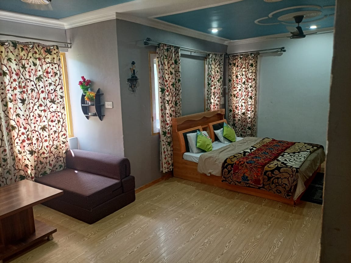 Daanish Resorts - Tap to explore photos