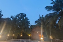 Aadi Beach Villa, Malvan