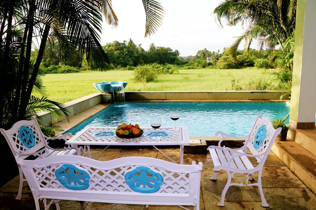 Peacocks Crown 5BHK Baga Luxury Villa Private Pool - Tap to explore photos
