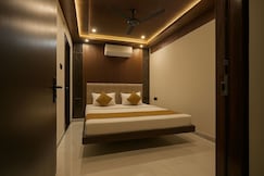 Om Nilay Paying Guest House By GRB, Varanasi