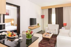 Ibis Seef Manama, Juffair