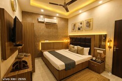 Hotel Silver Star, Panipat