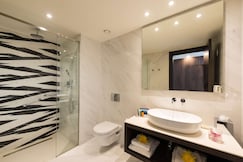 Hilton Park Nicosia, Paphos