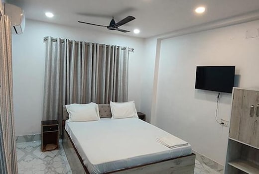 FabHotel AI Howrah