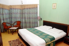 Hotel Crescent Resorts and Club, Sehore