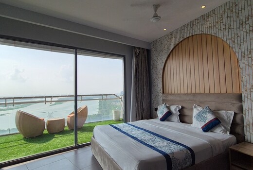 Grande by Zenith | River View Flat in Noida