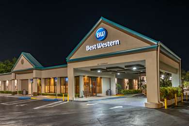 Best Western Downtown Stuart - Tap to explore photos
