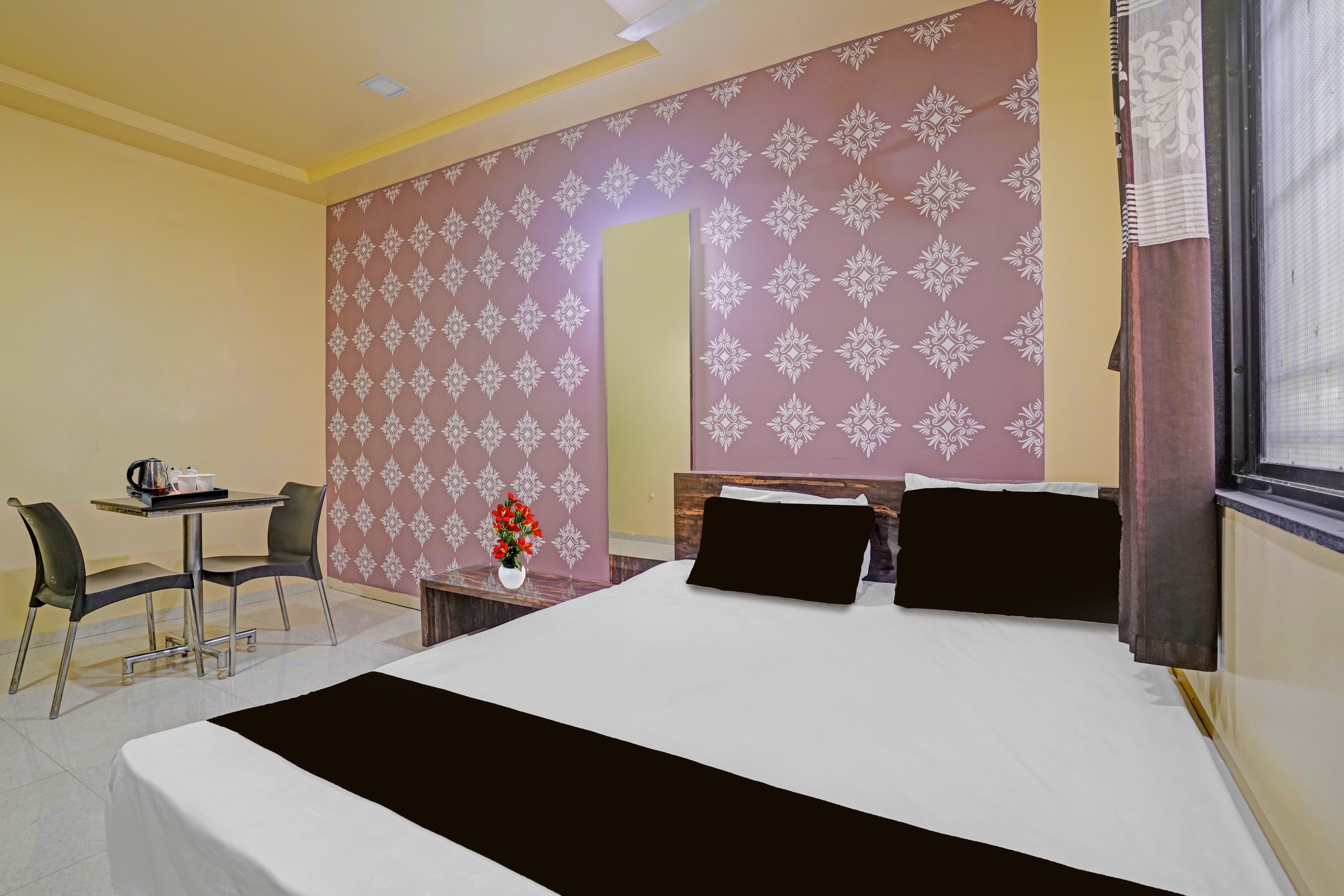 Super Collection O Tuljapur - Solapur Highway Formerly Royal Rooms 5