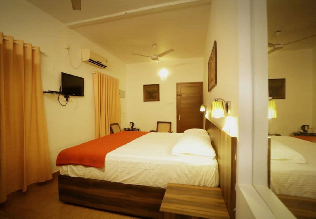 Cherai De Maya | Entire 2 BHK Villa - Tap to explore photos