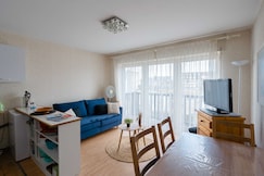 Charming apartment with parking near Place Morny, Calvados