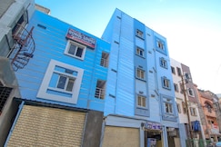 SPOT ON 81775 MOHIT GOKUL LODGE NEW LUXURY ROOM'S NEAR SECUNDERABAD RAILWAY STATION, Hyderabad