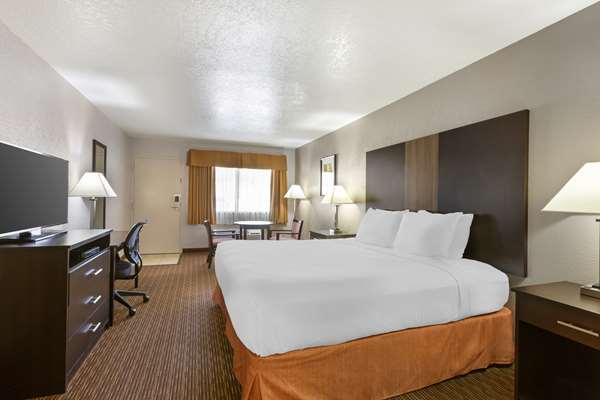 Best Western Sawmill Inn - Tap to explore photos