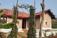 Hills view Homestay kajra, Parasia