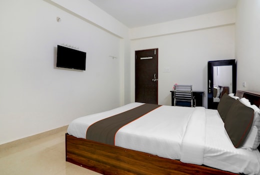 Capital O S V Residency Nalagandla