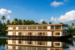 Coventina Kerala Luxury Houseboat, Kottayam