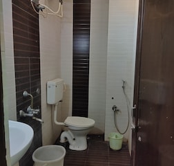 Deluxe Double AC
