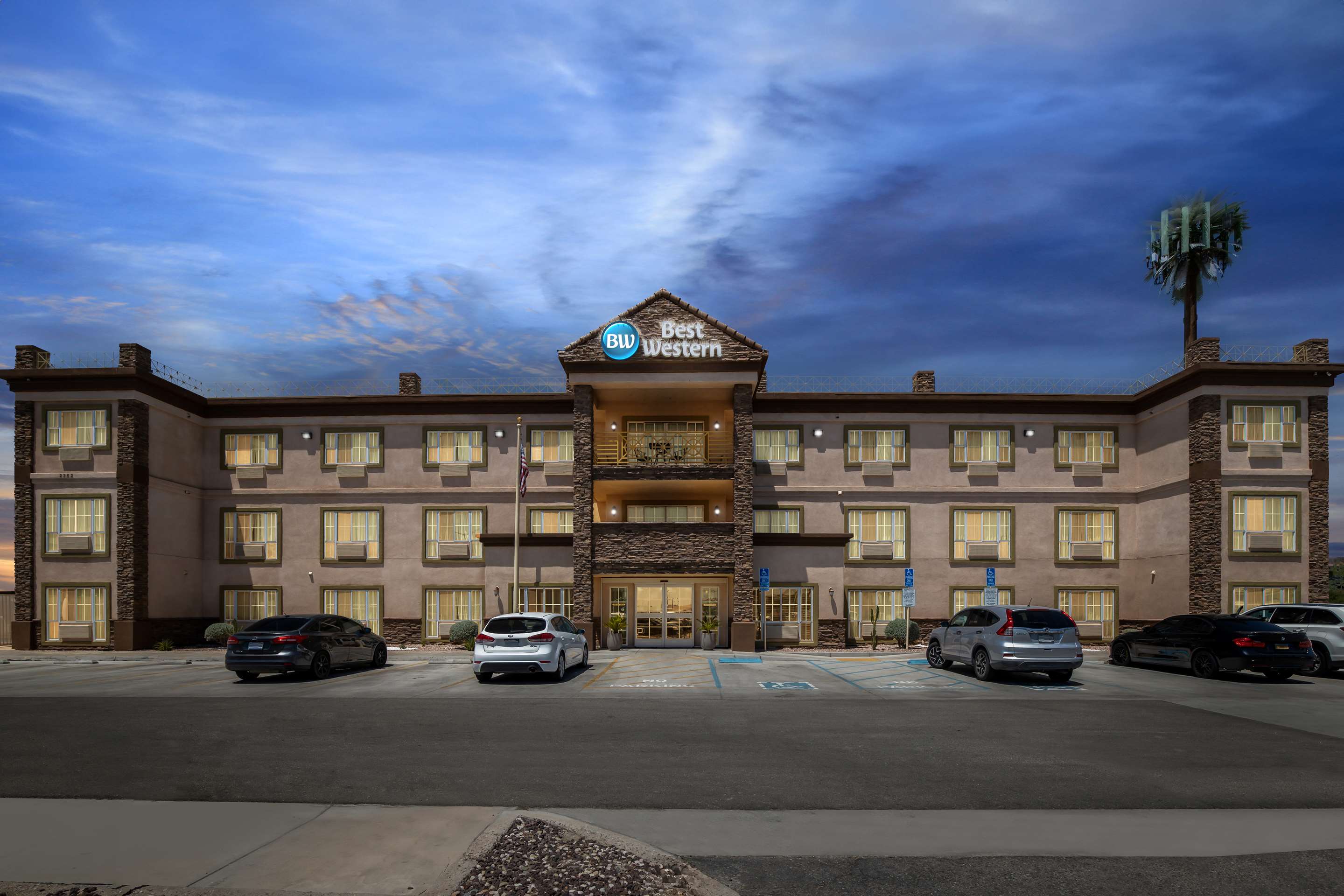 Best Western El Centro Inn - Tap to explore photos