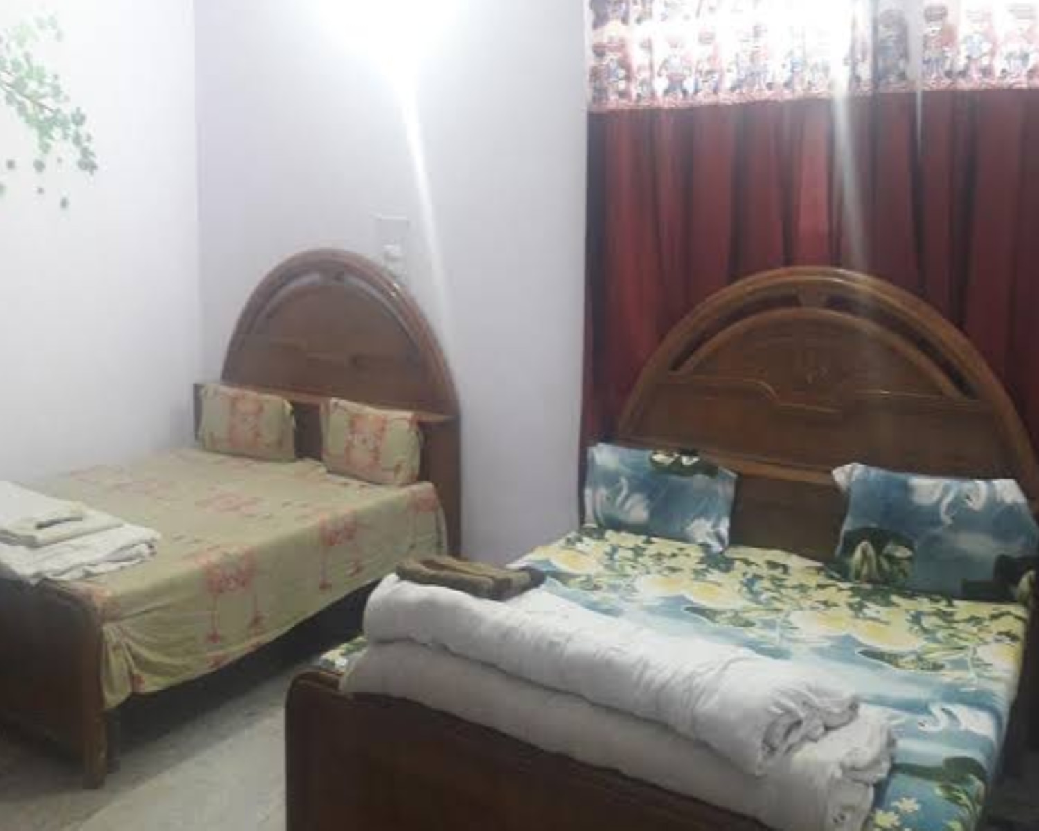 Rajdhani Guest House - Tap to explore photos
