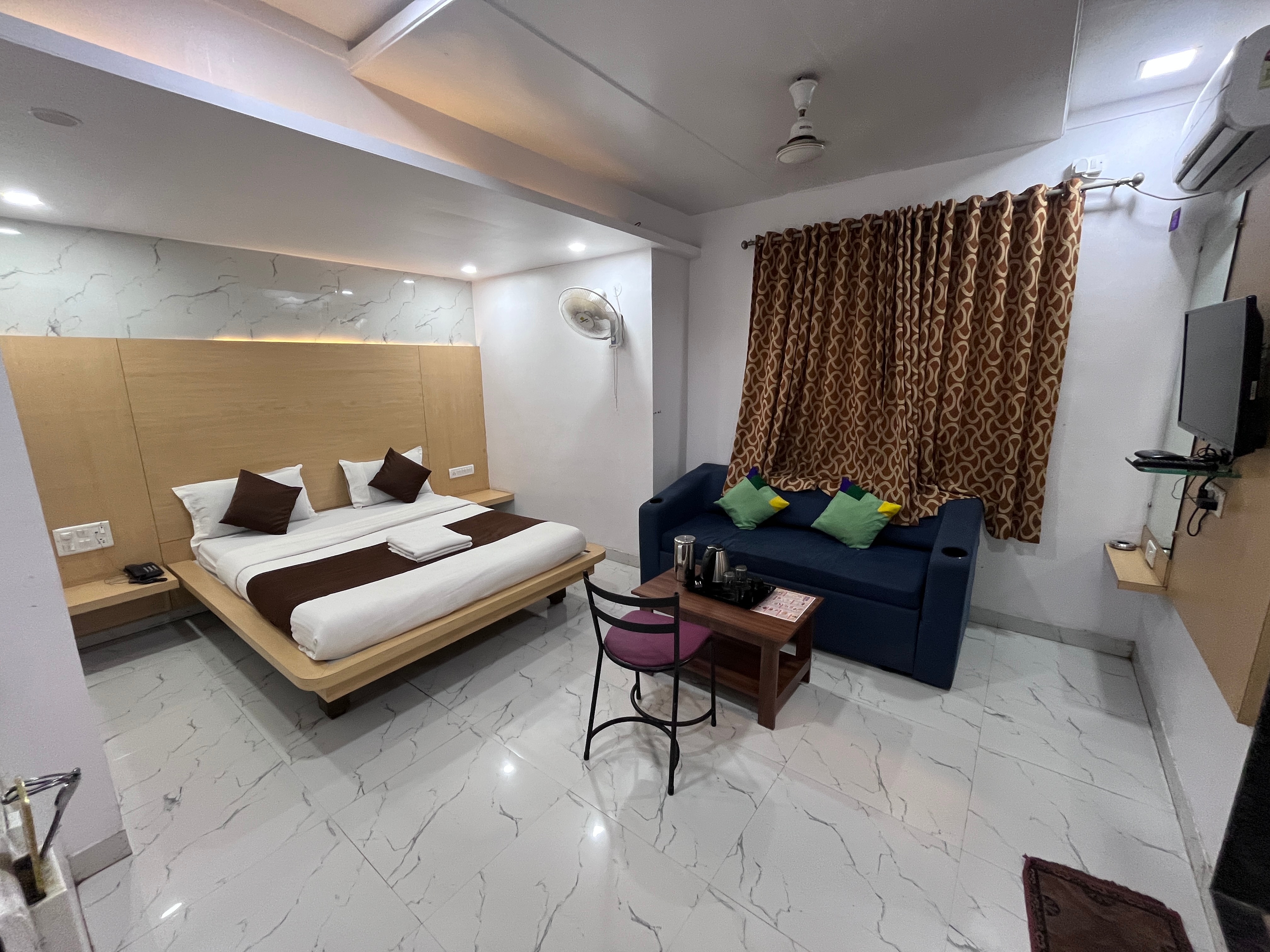 Anupam Hotel - Tap to explore photos