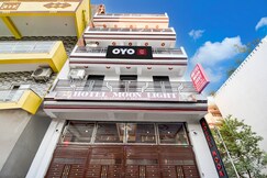 Hotel O Moon Light, Patna