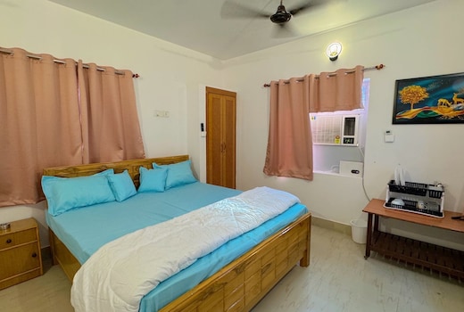 Luxury Suite: Washroom and Terrace By Atiti Homes