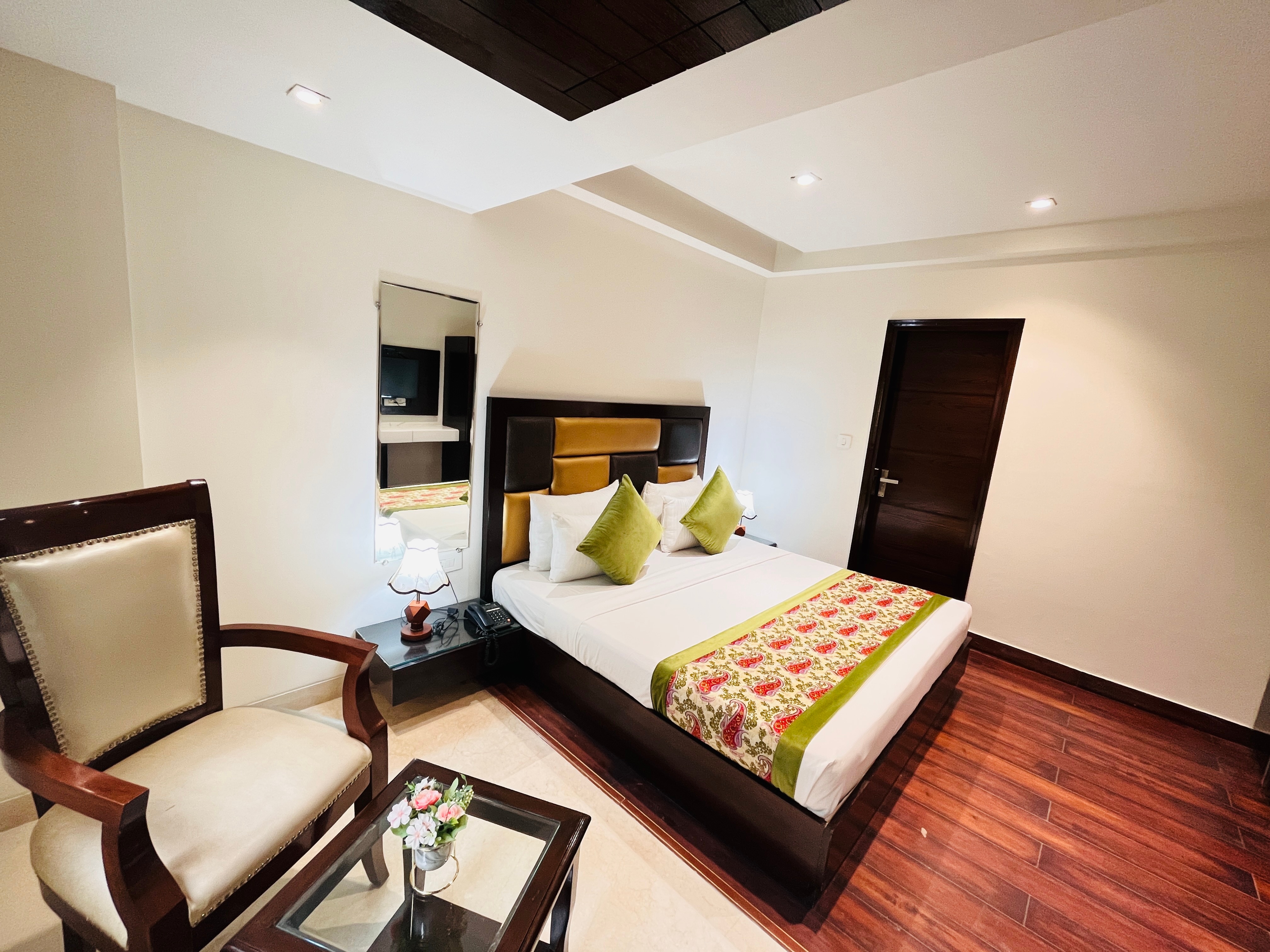 Hotel Aura IP Grand Karkardooma New Delhi - Tap to explore photos