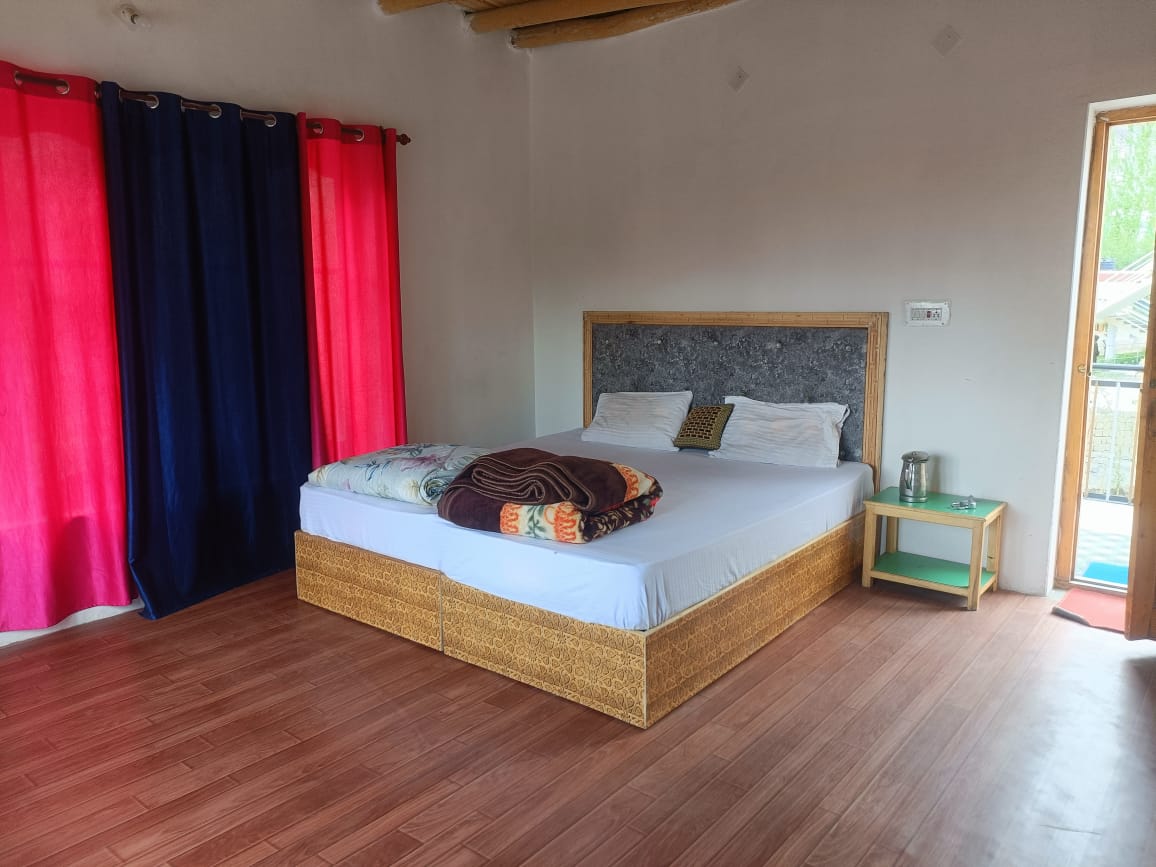 Wachan Guest House Nubra - Tap to explore photos