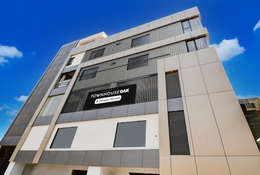 Super Townhouse Oak Ratanpur Panki