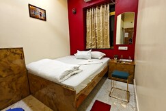 Boutique Room in Park Street Kolkata Park Street, Kolkata