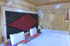 Hotel Nezer Holiday Inn, Leh