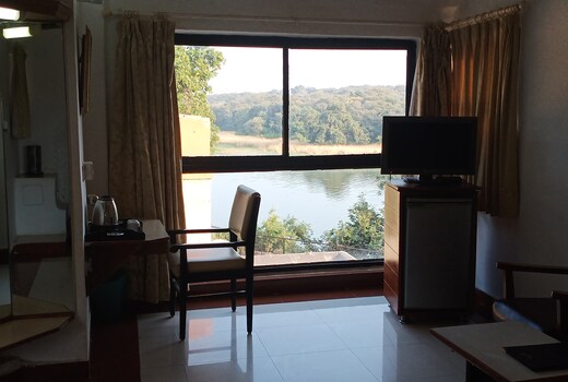 Mpt Tourist Village Shivpuri Shivpuri Hotel Price Address Reviews