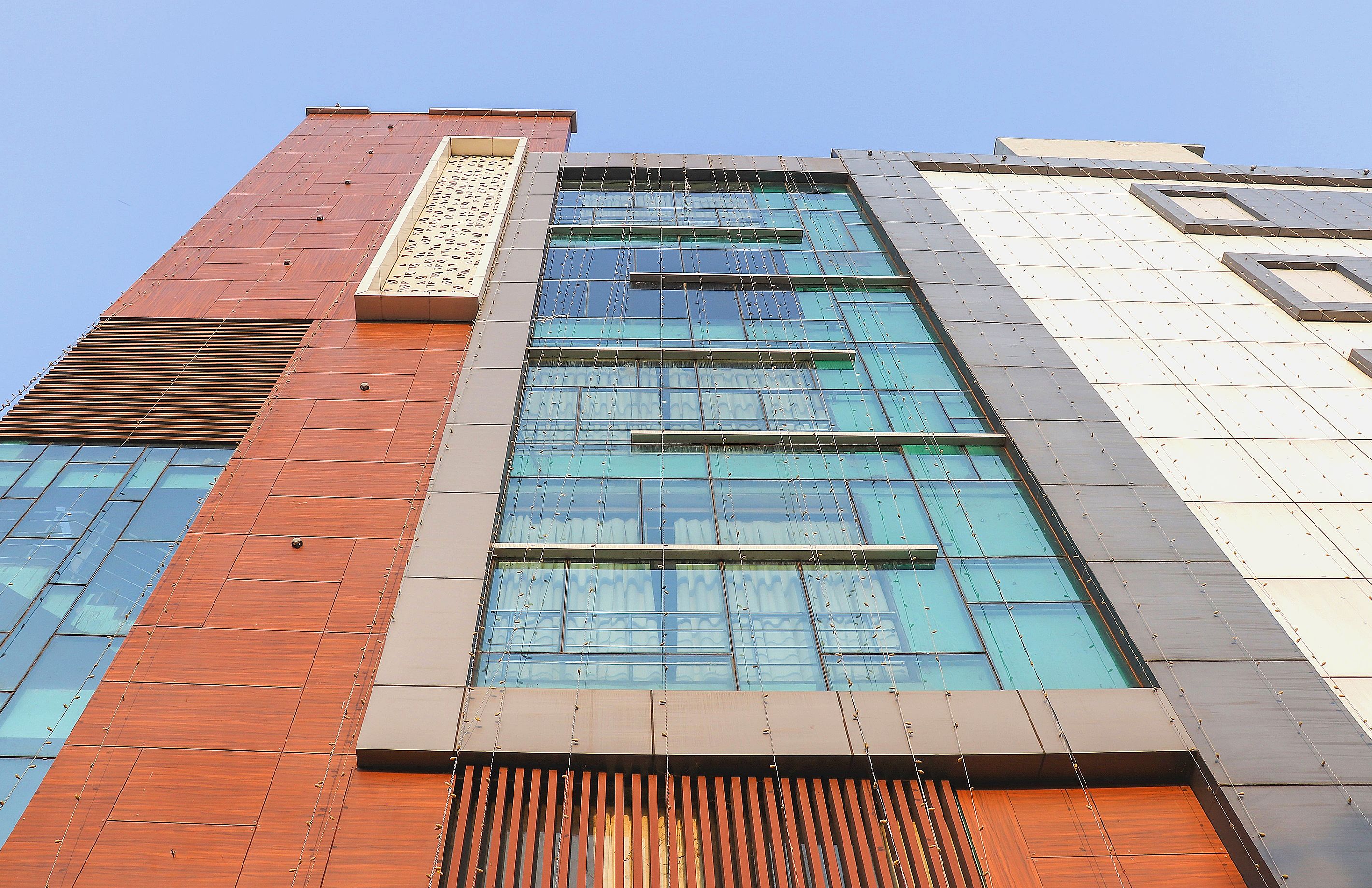 Hotel Vihari HoVii - Tap to explore photos