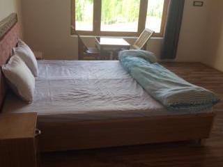 Ompo Guest House - Tap to explore photos