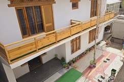 Mujoo Guest House | Walking Distance From Leh market, Leh