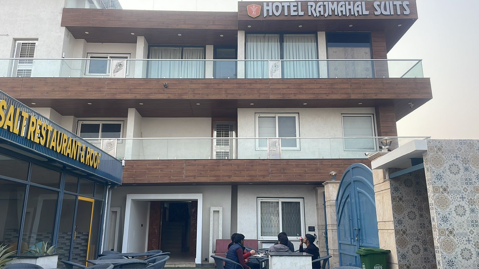 HOTEL RAJMAHAL SUITS - Tap to explore photos