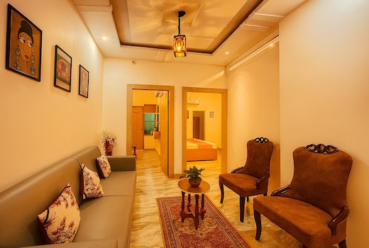 Aashiyan Abode | Entire 2 Room APT | Near Ram Mandir