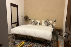 Tiny Spot Hostel near Laxman Jhula, Rishikesh