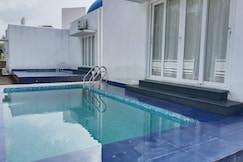 GREECE IN BLU, METTUPALAYAM