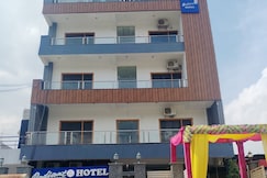 Radiant Hotel & Banquet, Noida