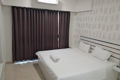 Gateway Apartments Near Western Express Highway, Mumbai